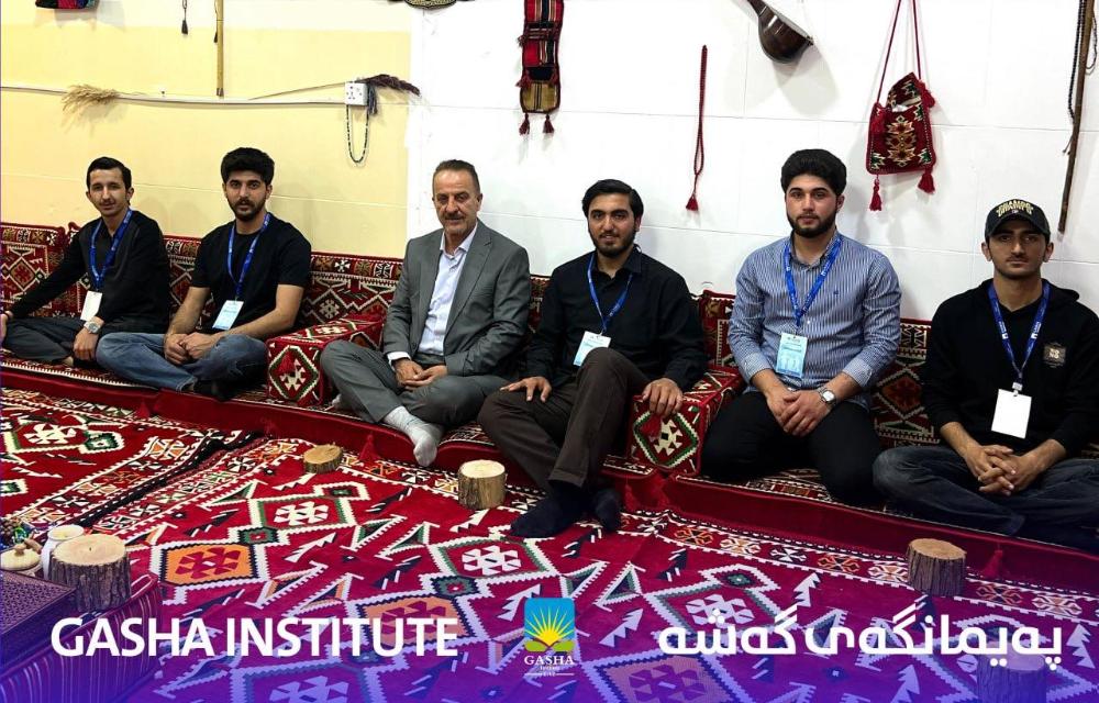 تجسيداً للقيم الإنسانية.. معهد "گەشە" ينظم زيارة لطلابه إلى دار المسنين في أربيل